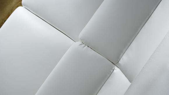 Rivestimento realizzato con cuciture ribattute